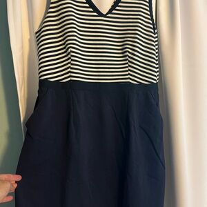 Boden Navy and White Sleeveless V-Neck A-Line Midi Dress with POCKETS!